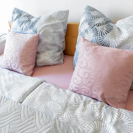 Bis 6 Personen - 5 Min Zur Elbe, Helle Geraeumige 2-raum-whg, Neustadt, Lage Δρέσδη