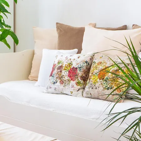 דירה Bis 6 Personen - 5 Min Zur Elbe, Helle Geraeumige 2-raum-whg, Neustadt, Lage