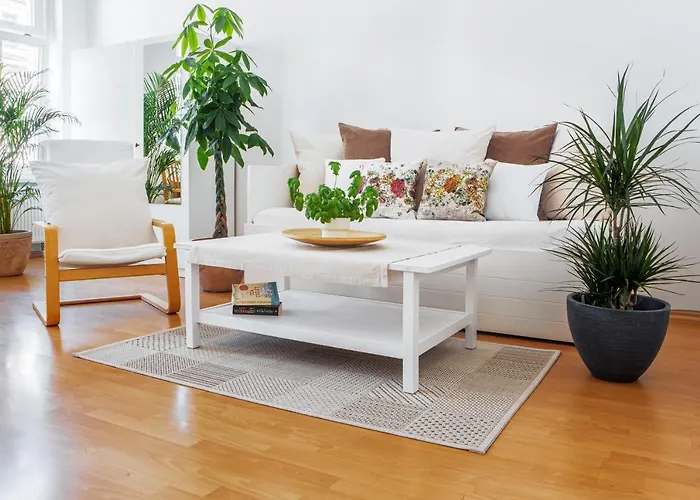 Bis 6 Personen - 5 Min Zur Elbe, Helle Geraeumige 2-raum-whg, Neustadt, Lage *