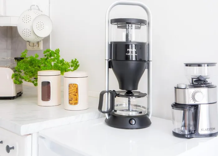 Bis 6 Personen - 5 Min Zur Elbe, Helle Geraeumige 2-raum-whg, Neustadt, Lage