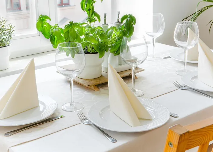 Lägenhet Bis 6 Personen - 5 Min Zur Elbe, Helle Geraeumige 2-raum-whg, Neustadt, Lage