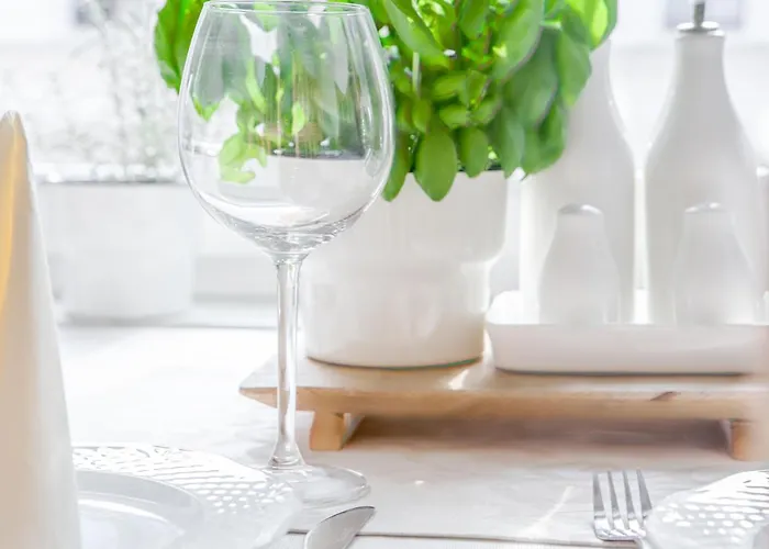 Lägenhet Bis 6 Personen - 5 Min Zur Elbe, Helle Geraeumige 2-raum-whg, Neustadt, Lage