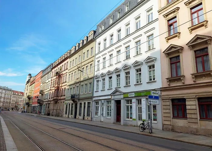 Bis 6 Personen - 5 Min Zur Elbe, Helle Geraeumige 2-raum-whg, Neustadt, Lage