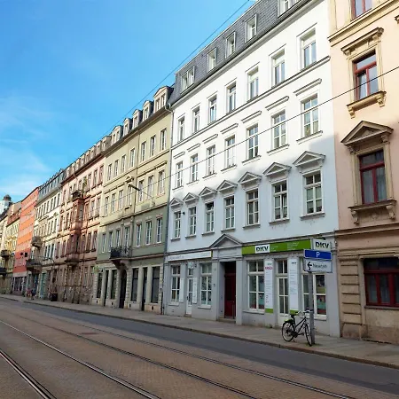 Bis 6 Peronen - 5 Min Zur Elbe, Helle Geraeumige 2-raum-whg, Neustadt, Lage