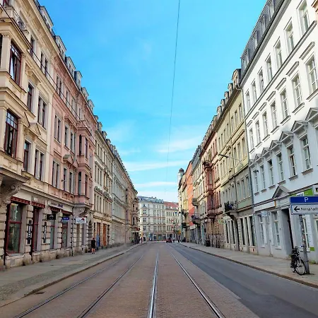 Apartmán 5 Min Zur Elbe, Helle Geraeumige 2-raum-whg, Neustadt, Lage *
